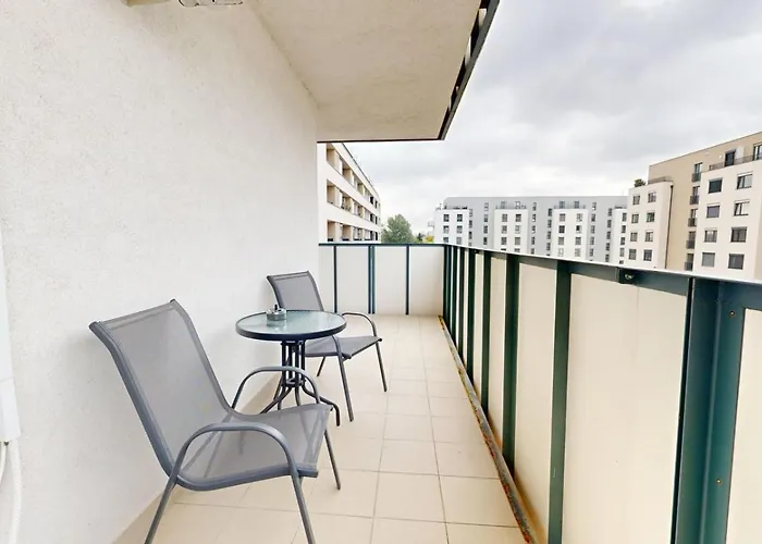 Salan West דירה גלנטה